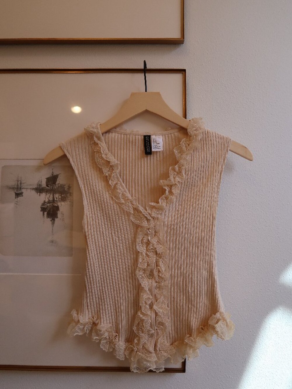 H&M Lace-Detail Ribbed Sleeveless Top